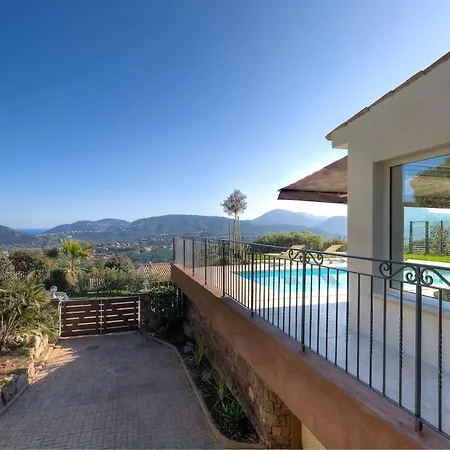 Contemporaine Avec Vue Mandelieu