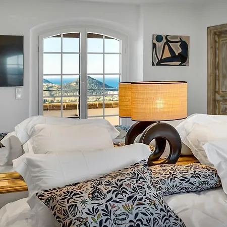 Contemporaine Avec Vue Willa