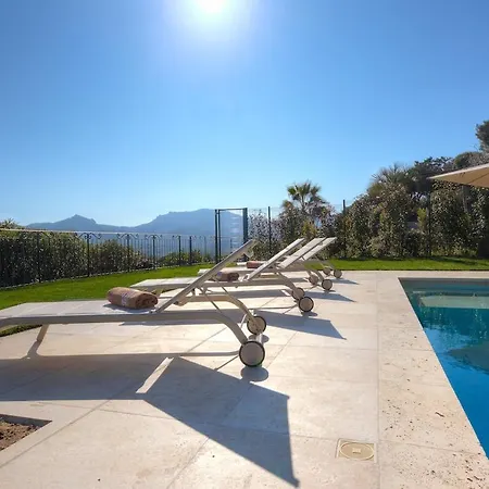 Contemporaine Avec Vue