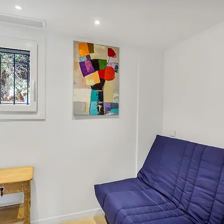 Contemporaine Avec Vue *